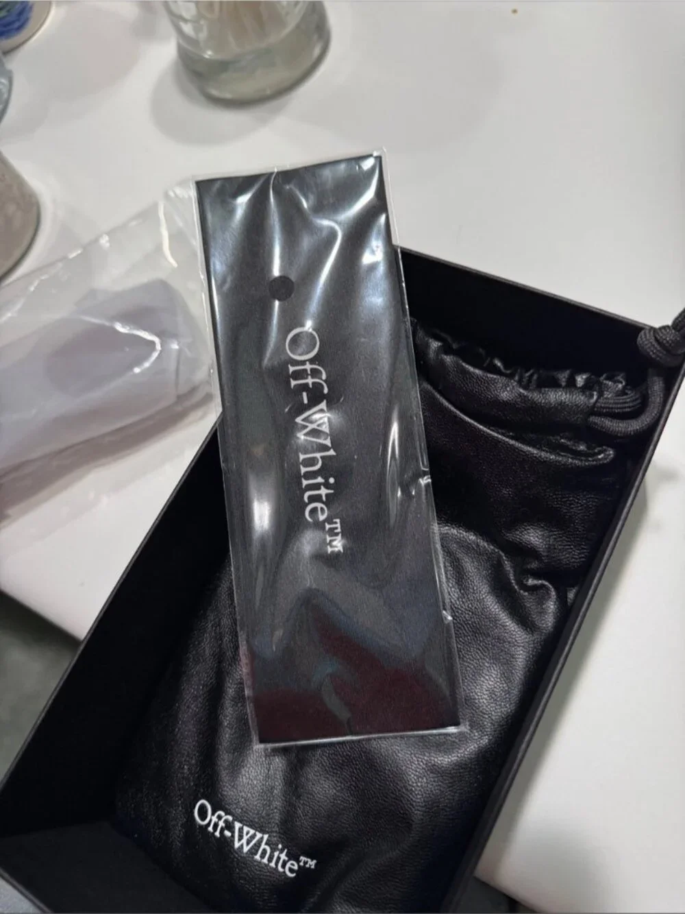 Off-White White Frame Sunglasses with Rose Lenses